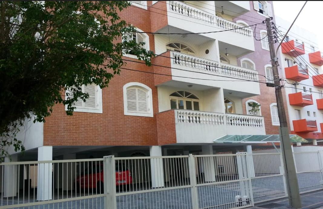 Apartamento Otima Localizacao غوارويا المظهر الخارجي الصورة